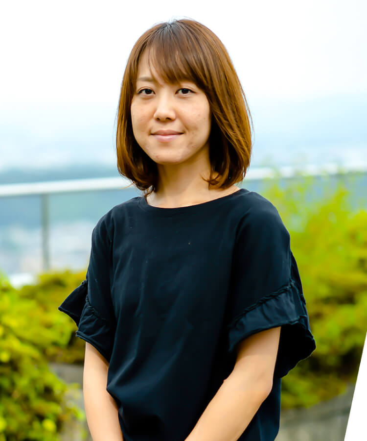 梅寿荘　介護士　スタッフインタビュー